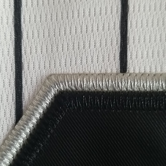 MICHEAL JORDAN WHITE CHICAGO WHITE SOX THROWBACK JERSEY - Picture 7 of 7